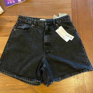 NEW w tags, Zara Mom Fit denim shorts